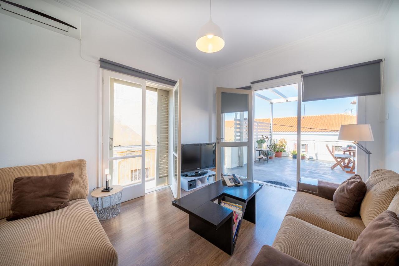 The Roof - Flat Sea View In Aegina Town Appartement Buitenkant foto