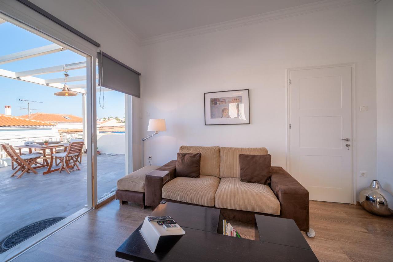 The Roof - Flat Sea View In Aegina Town Appartement Buitenkant foto