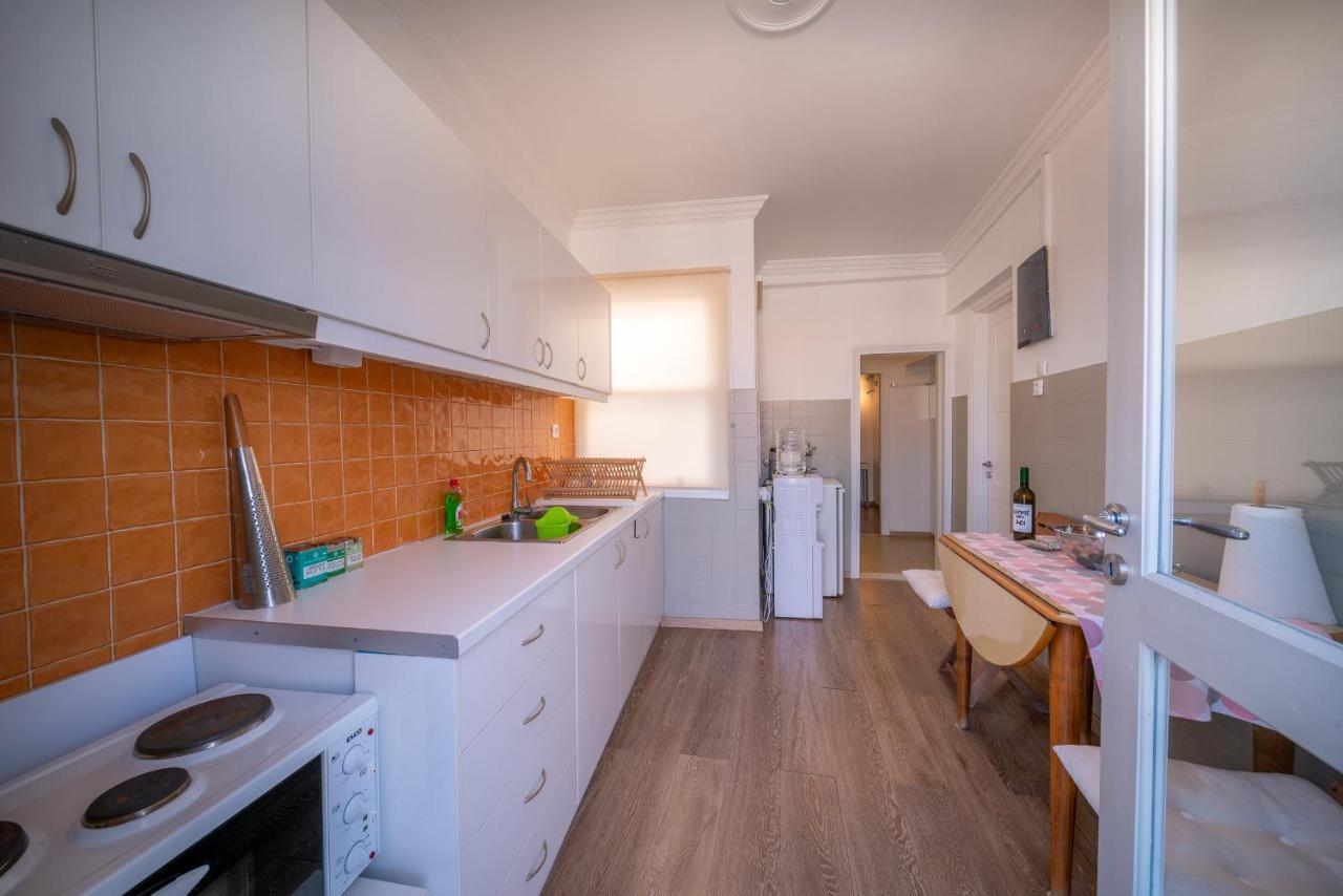 The Roof - Flat Sea View In Aegina Town Appartement Buitenkant foto